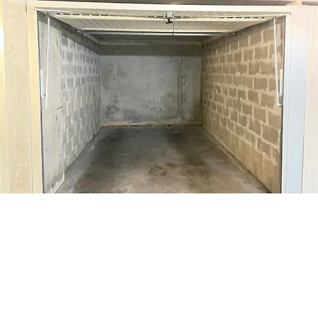 Appartement Elegant 45 M2 6 + Garage. Idealement Situe