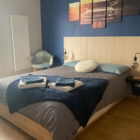 Appartement Elegant 45 M2 6 + Garage. Idealement Situe